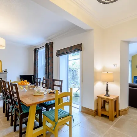 Temple House Holiday home West Burton