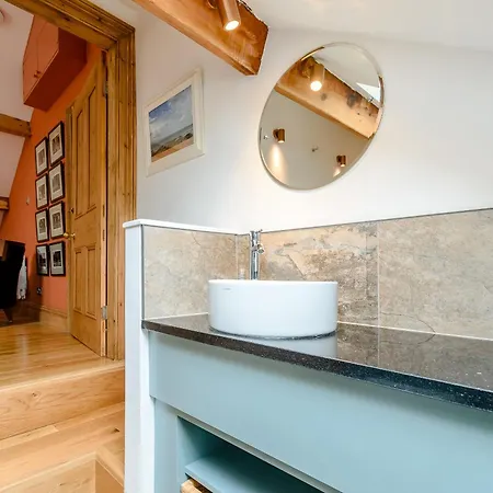 Temple House Holiday home